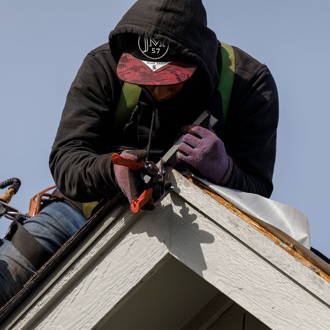 How to Pick the Right Contractor | J&M Roofing